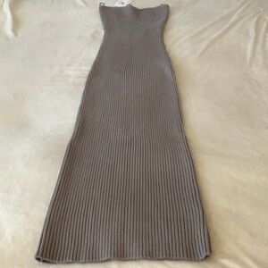 Zara Ribbed Strapless Midi Dress in Gray